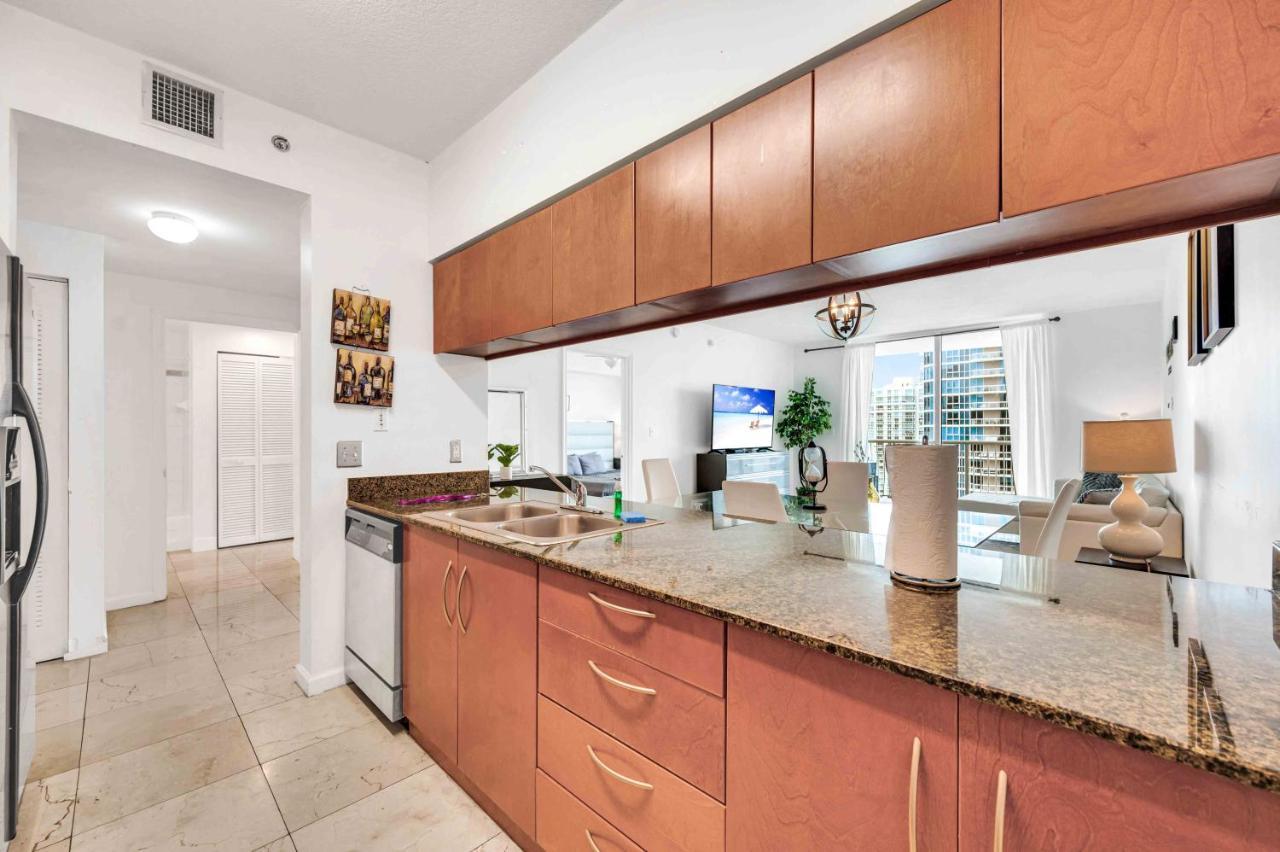 Modern 1 Bed In The Heart Of Brickell With Free Parking Miami Exterior foto