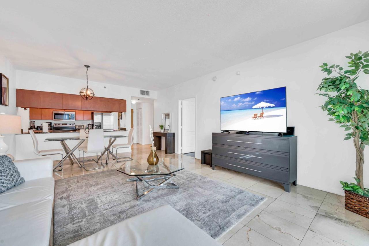 Modern 1 Bed In The Heart Of Brickell With Free Parking Miami Exterior foto